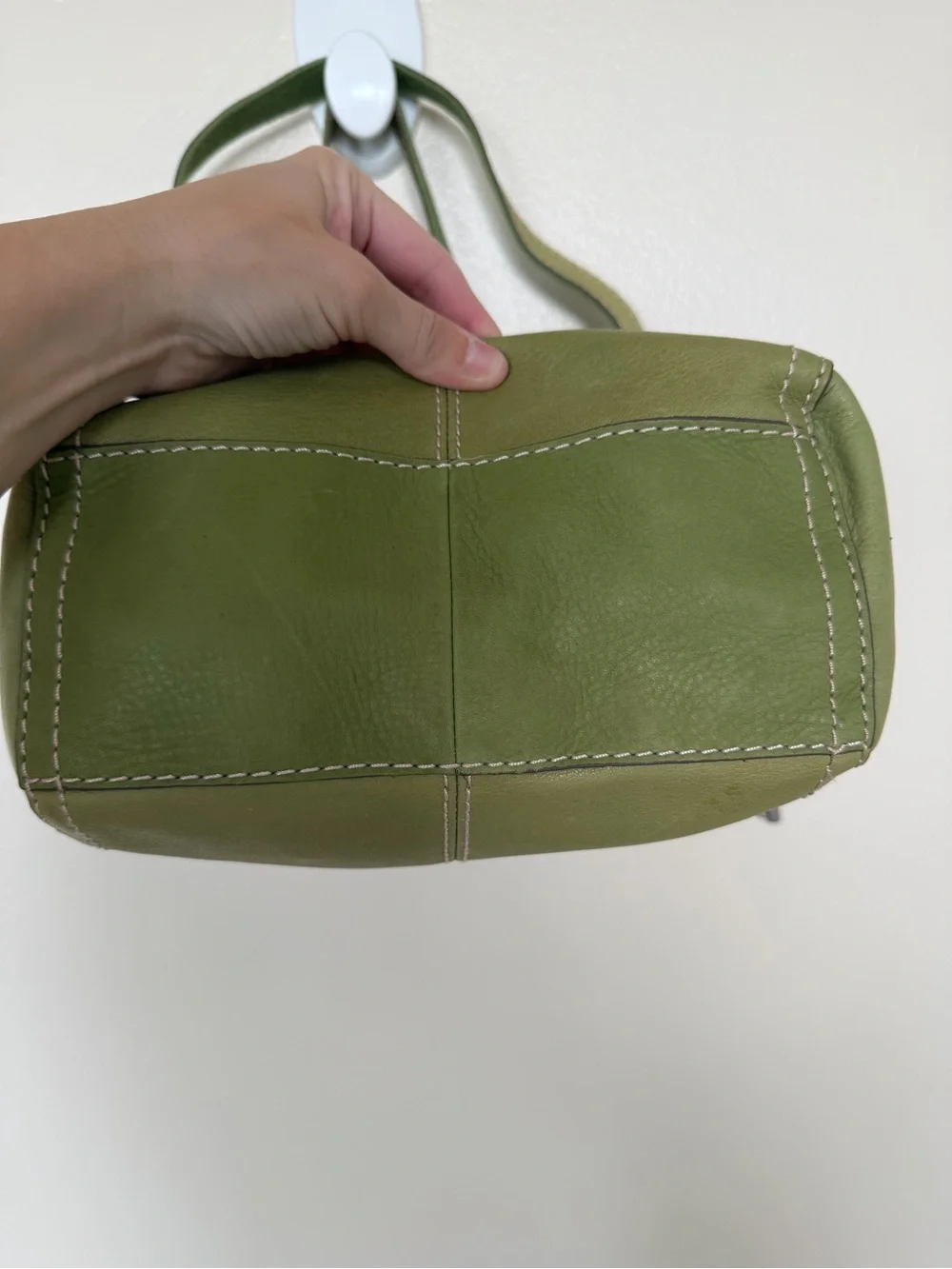 FOSSIL Olive Moss Green Leather Vintage Hobo Shoulder Tote Bag w Silver Key